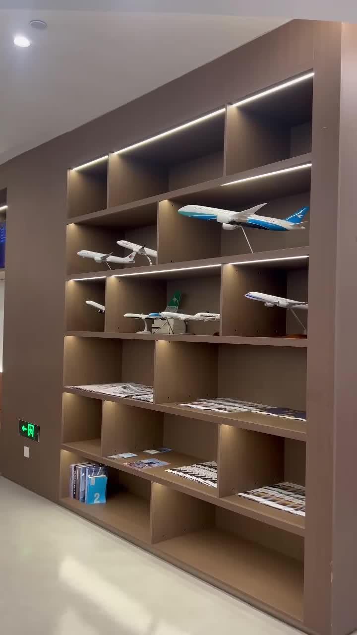 Airport lounge display with model aircraft in Xiamen